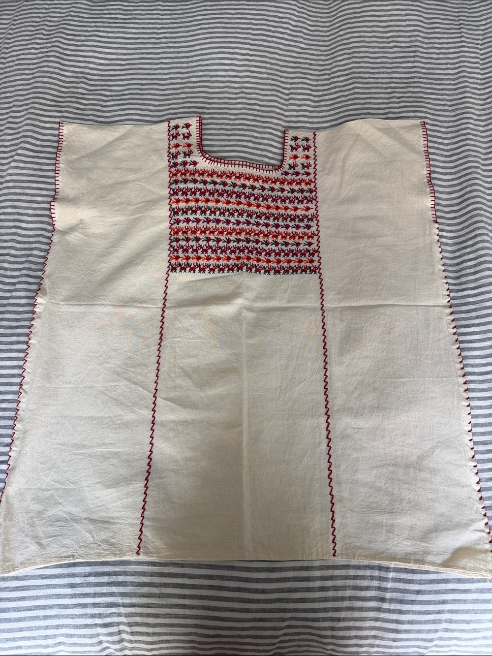 Embroidered Mexican-style Cream Tunic with Red Accents